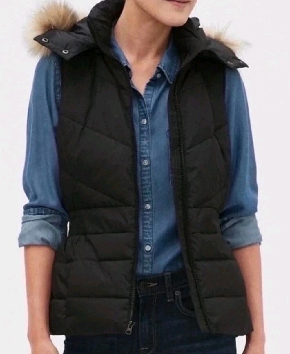 Banana Republic Fleece Solid Faux Fur Removable Hood Black Vest Zip Down M